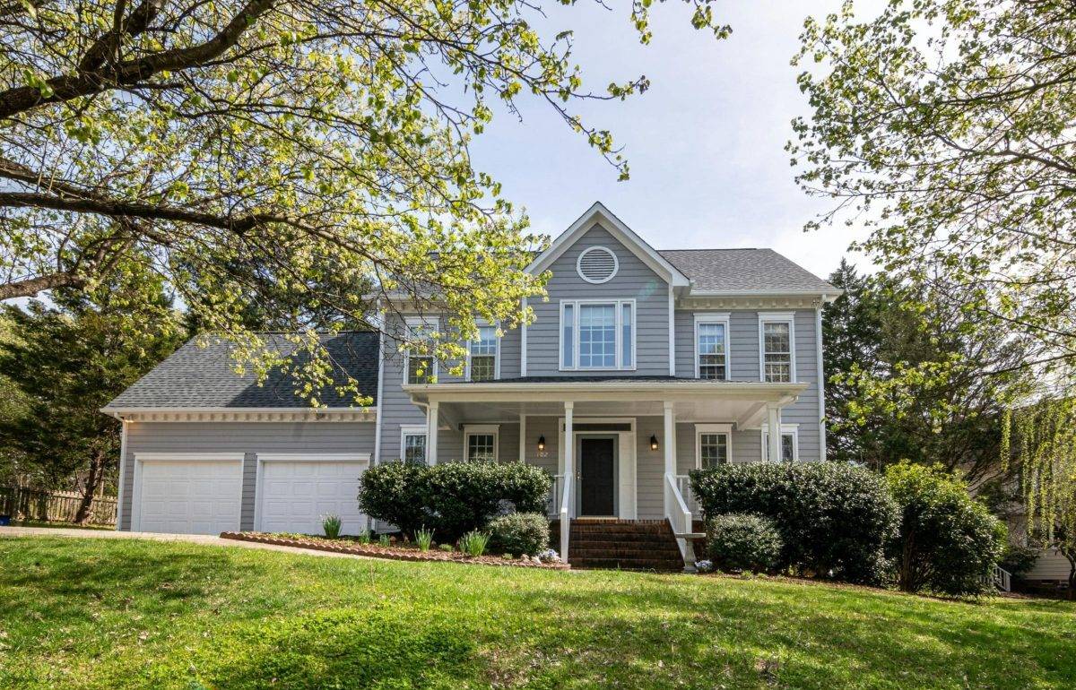 - Joanna "JoJo" Jones