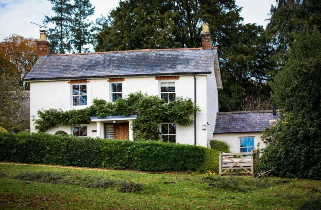 - Joanna "JoJo" Jones