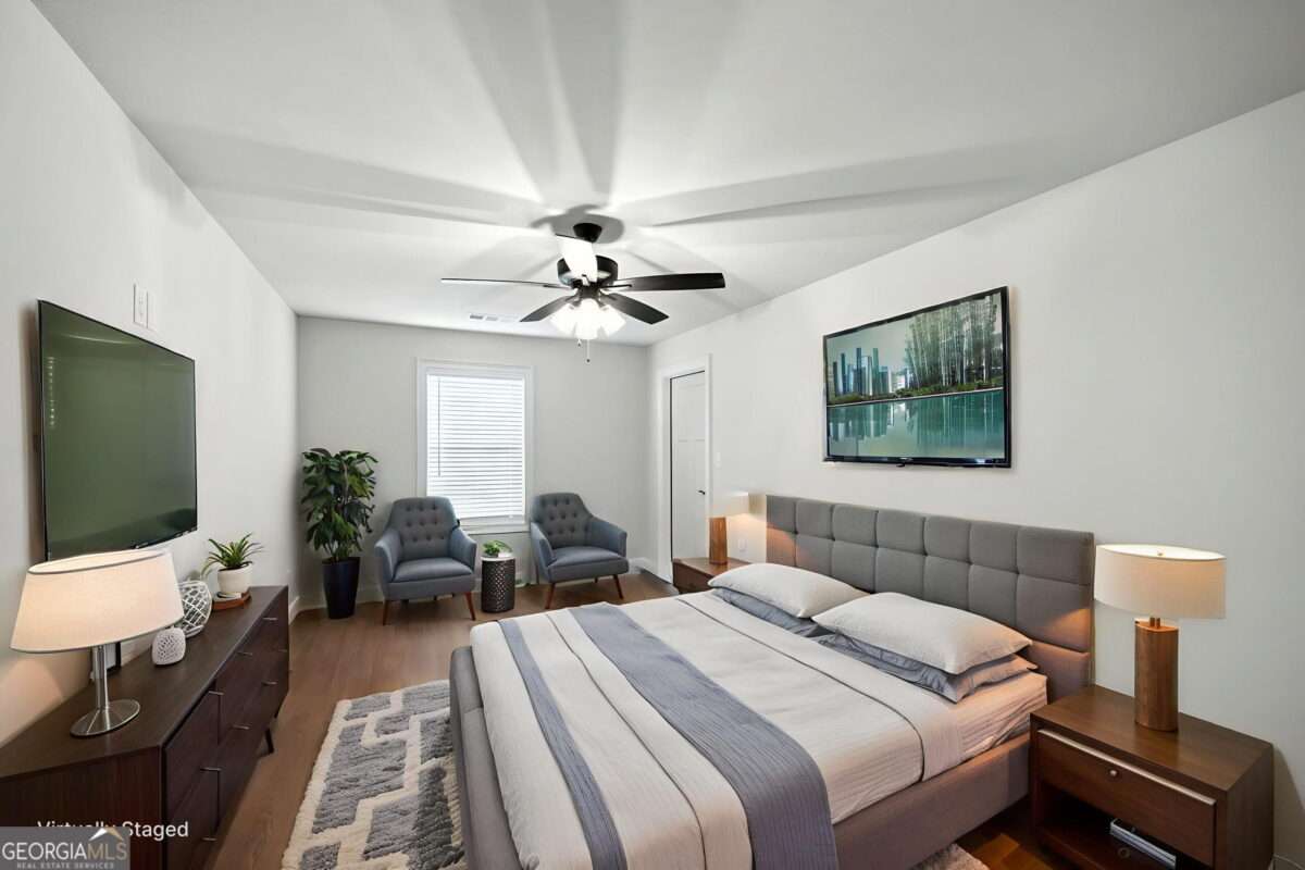 - Joanna "JoJo" Jones