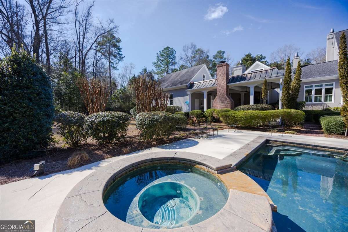 110 Woodmere Trail Macon GA | Luxury Estate in North Macon