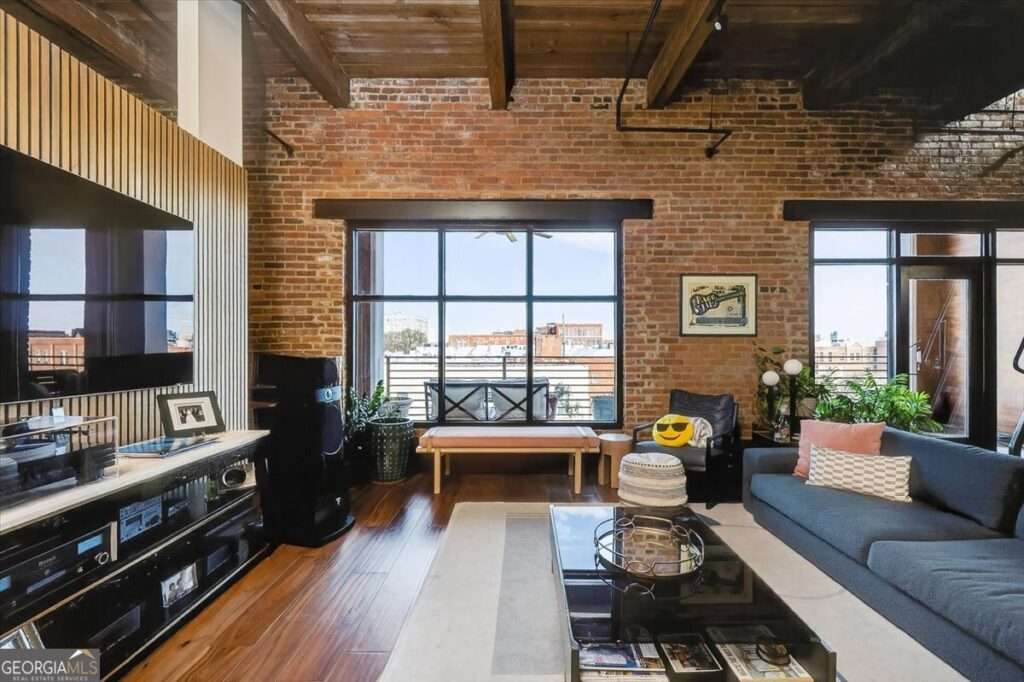 598 3rd Street # 3300, Macon, GA 31201