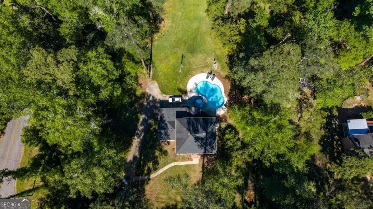 - Joanna "JoJo" Jones