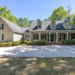 117 Island View Drive in Lizella Georgia