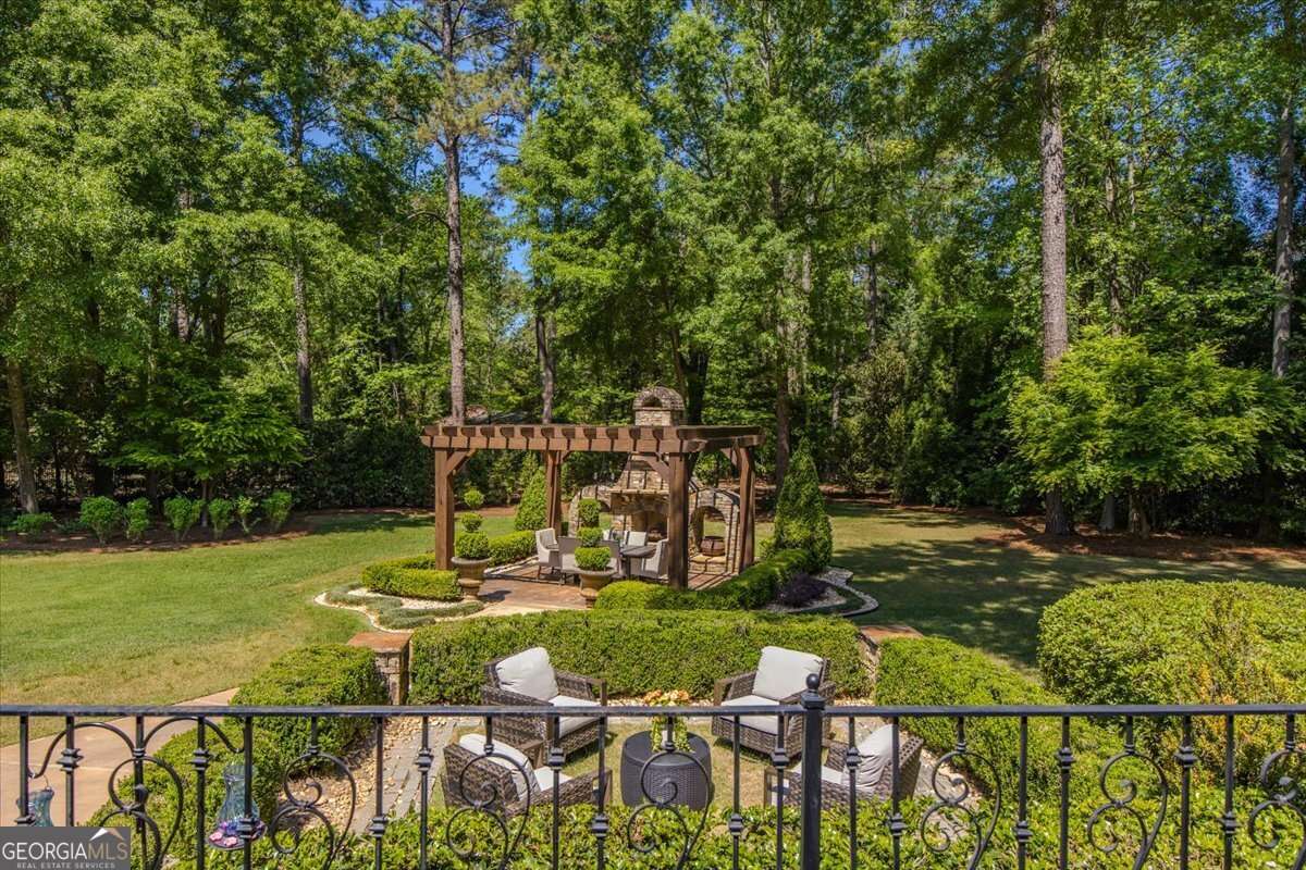 Exterior image of 104 Aston Hall Macon, GA 31210