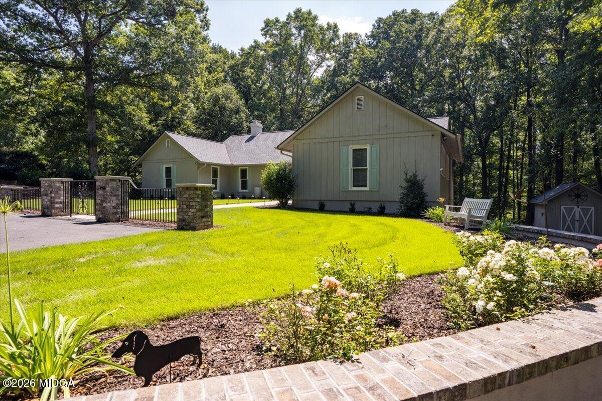 4978 Wellington Drive home in North Macon GA with landscaped grounds