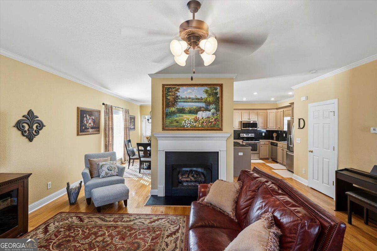 Living room at 369 Ivystone Drive in Macon’s Madison subdivision